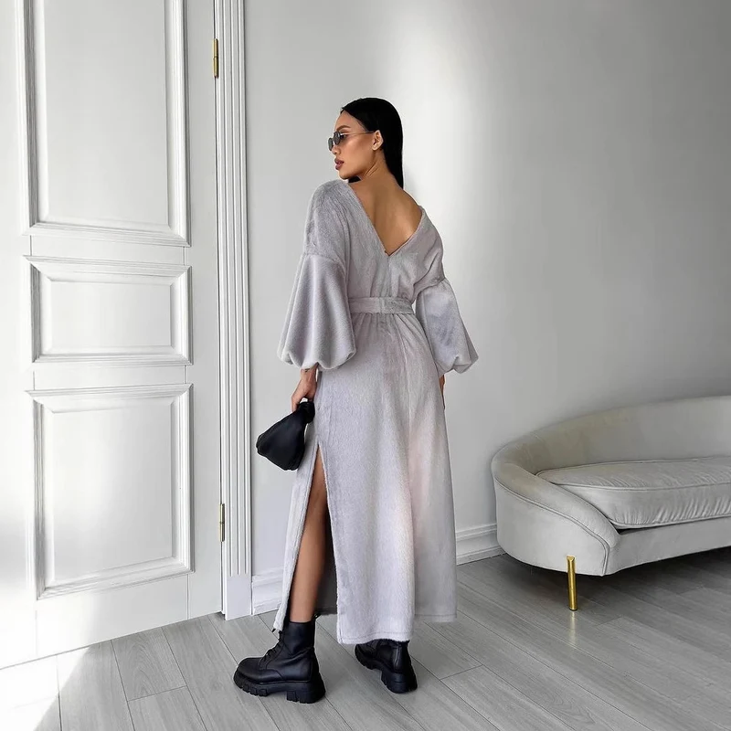 Damen Kuschel-Midikleid mit Bindegürtel und Ballonärmeln Nord Taschen