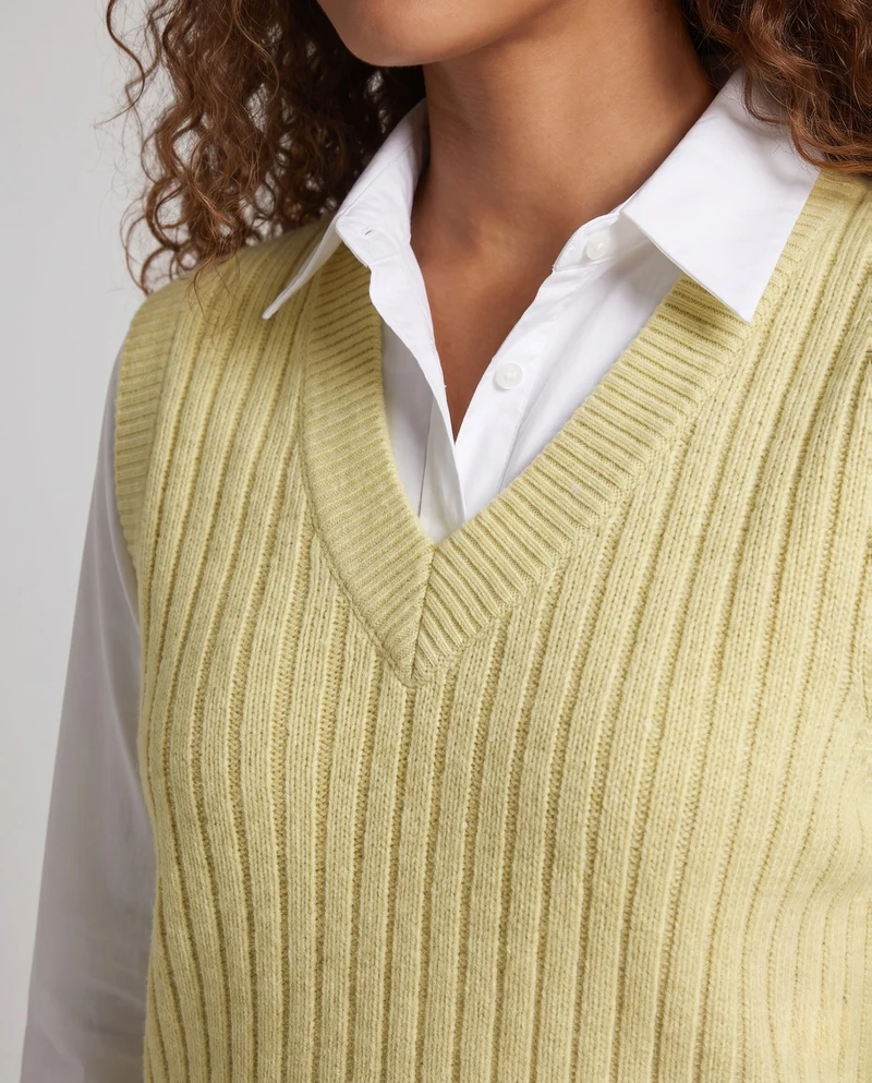 Damen Ärmellose Feinstrickweste mit V-Ausschnitt, feiner Rippenstruktur und kastiger Silhouette Nord Taschen