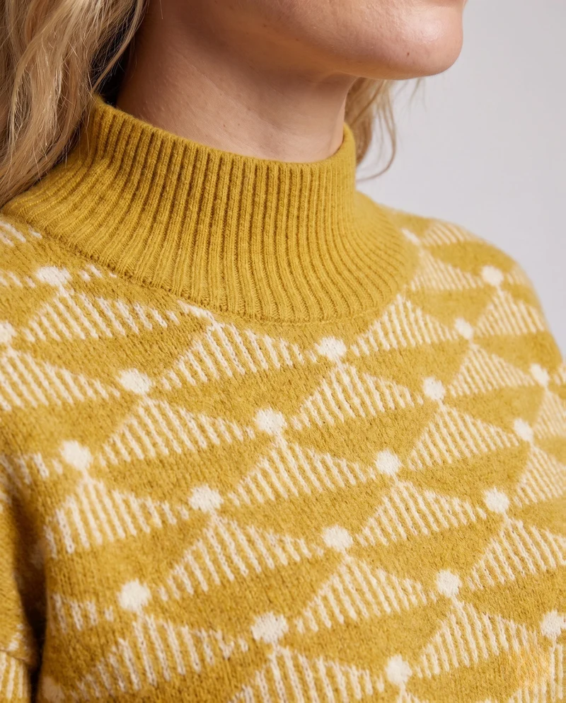 Damen Gemusterter Feinstrick-Mockneckpullover mit geometrischem Jacquard und kaschmirähnlicher Haptik Nord Taschen