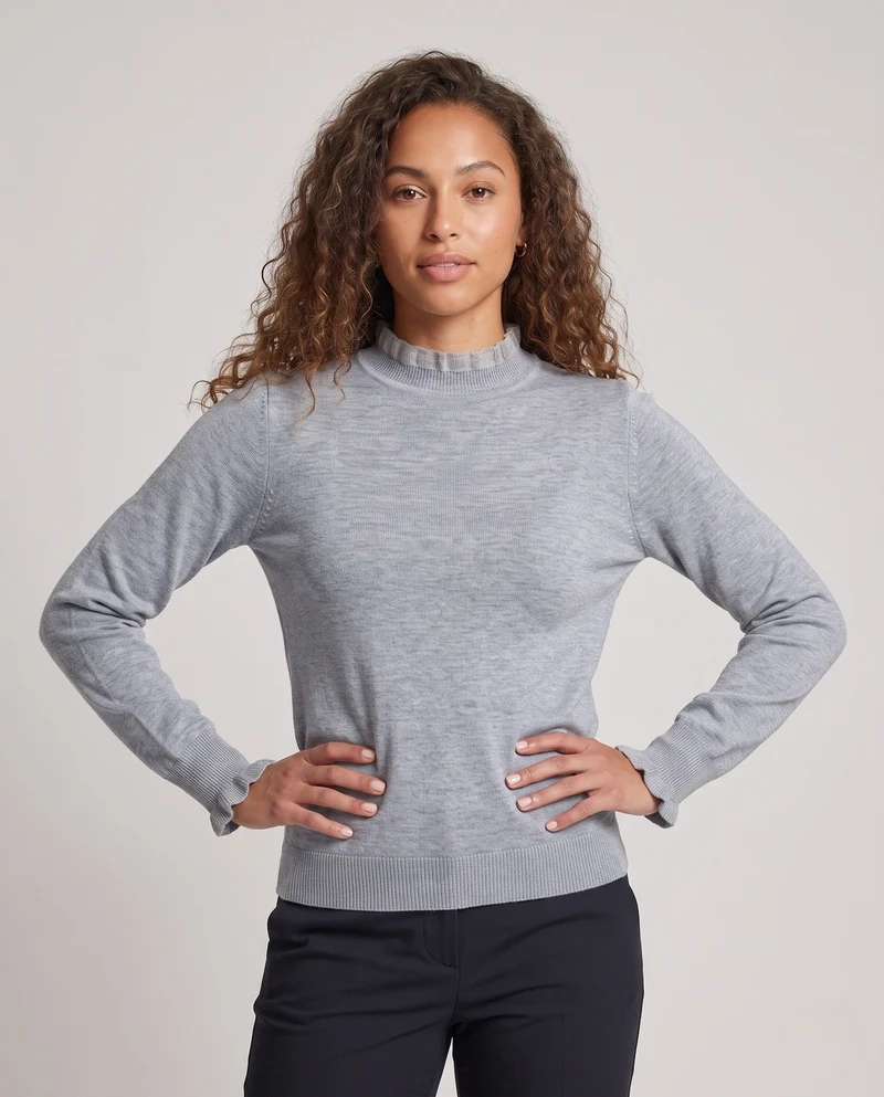 Damen Feinstrick-Pullover mit Rüschen-Stehkragen und feinen Bündchen Nord Taschen
