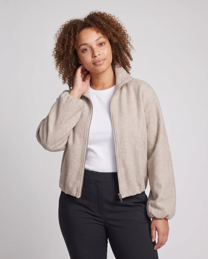 Damen Oversize Kurzjacke aus Wollmix mit hohem Funnelkragen und Ballonärmeln Nord Taschen