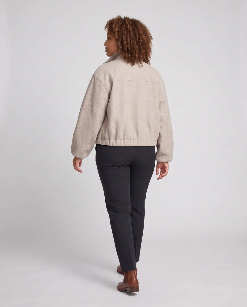 Damen Oversize Kurzjacke aus Wollmix mit hohem Funnelkragen und Ballonärmeln Nord Taschen
