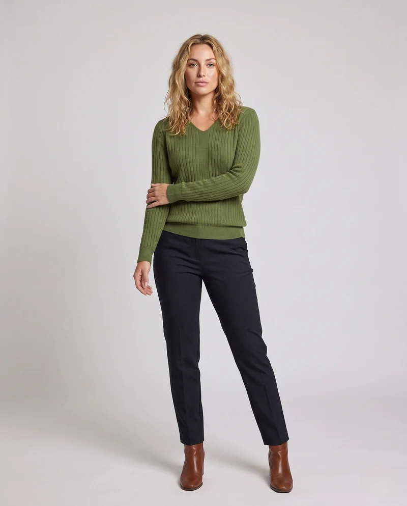 Damen Gerippter V-Ausschnitt Feinstrickpullover mit verlängerten Bündchen und schlanker Passform Nord Taschen