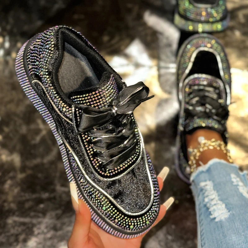 Damen Glamouröse Sneaker mit funkelnden Strass-Applikationen und bequemer Sohle