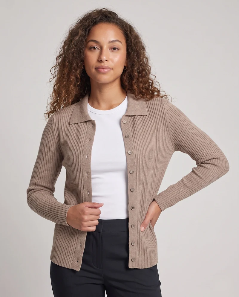 Damen Feiner Rippenstrick-Cardigan mit Hemdkragen und passendem Trägertop Nord Taschen