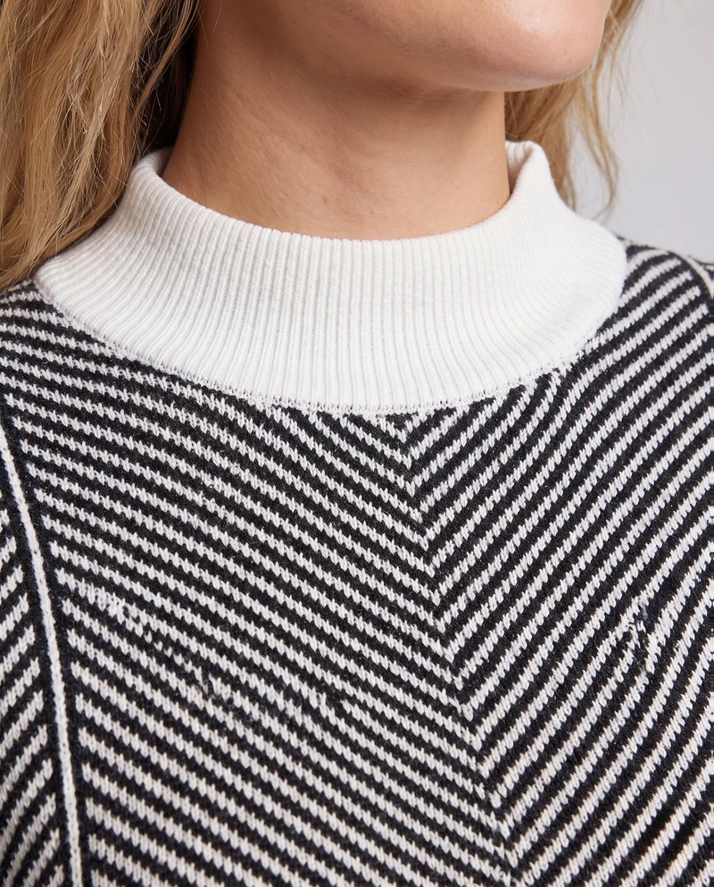 Damen Feinstrick-Pullover mit Chevron-Streifen und leichtem Mockneck Nord Taschen