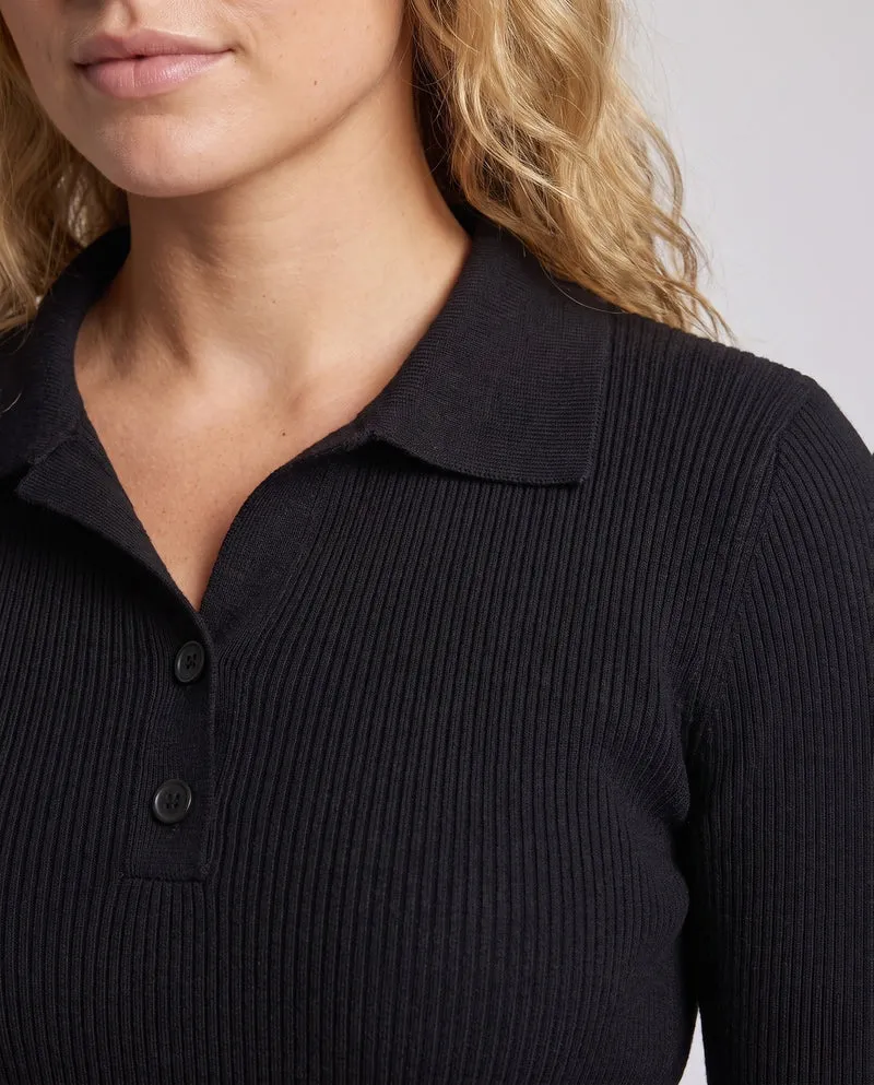 Damen Feinstrick-Polo-Pullover mit Rippenstruktur und Zweiknopfleiste Nord Taschen