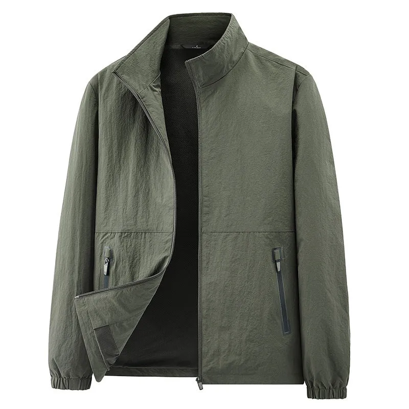 Herren Minimalistische Funktionsjacke mit Stehkragen, atmungsaktivem Meshfutter und wasserabweisenden Reißverschlüssen Nord Taschen