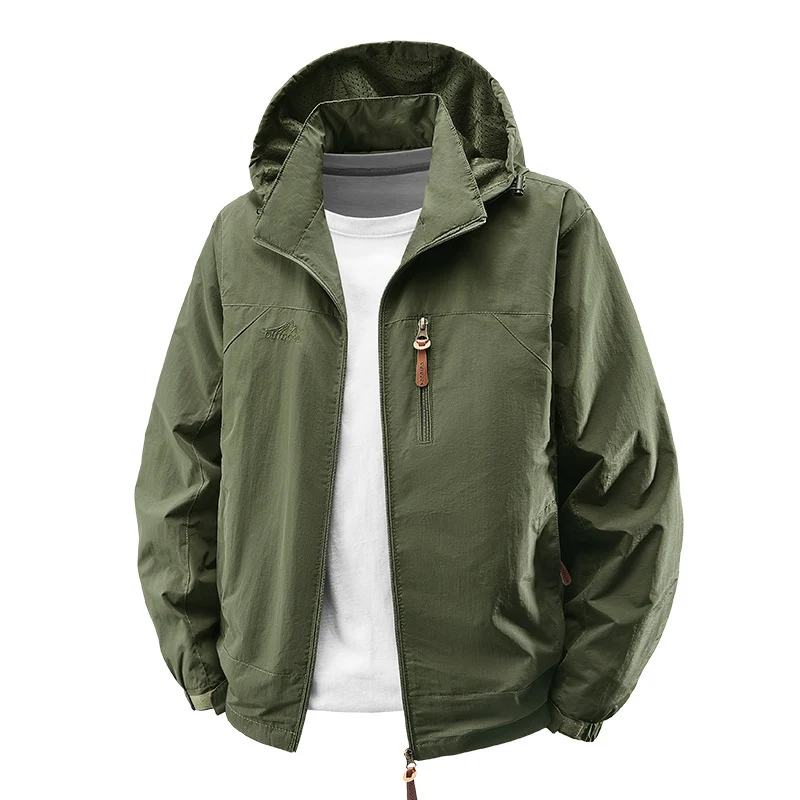Herren Wasserabweisende ultraleichte Windjacke mit Kapuze, Reißverschluss und Brusttasche Nord Taschen