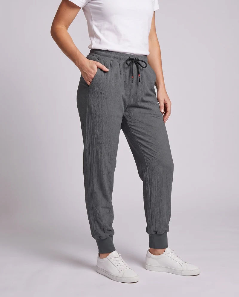 Frauen Freizeit Sporthose mit hoher Taille und elastischem Bund Nord Taschen