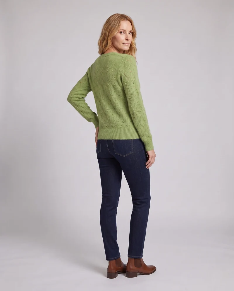 Damen Feinstrickpullover mit V‑Ausschnitt, Ajourmuster und flauschiger Mohair-Optik Nord Taschen