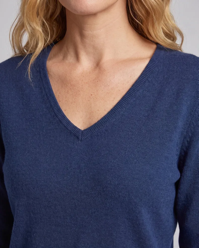 Damen Feinstrickpullover mit V‑Ausschnitt, Angora‑Optik und leicht kastiger Passform Nord Taschen