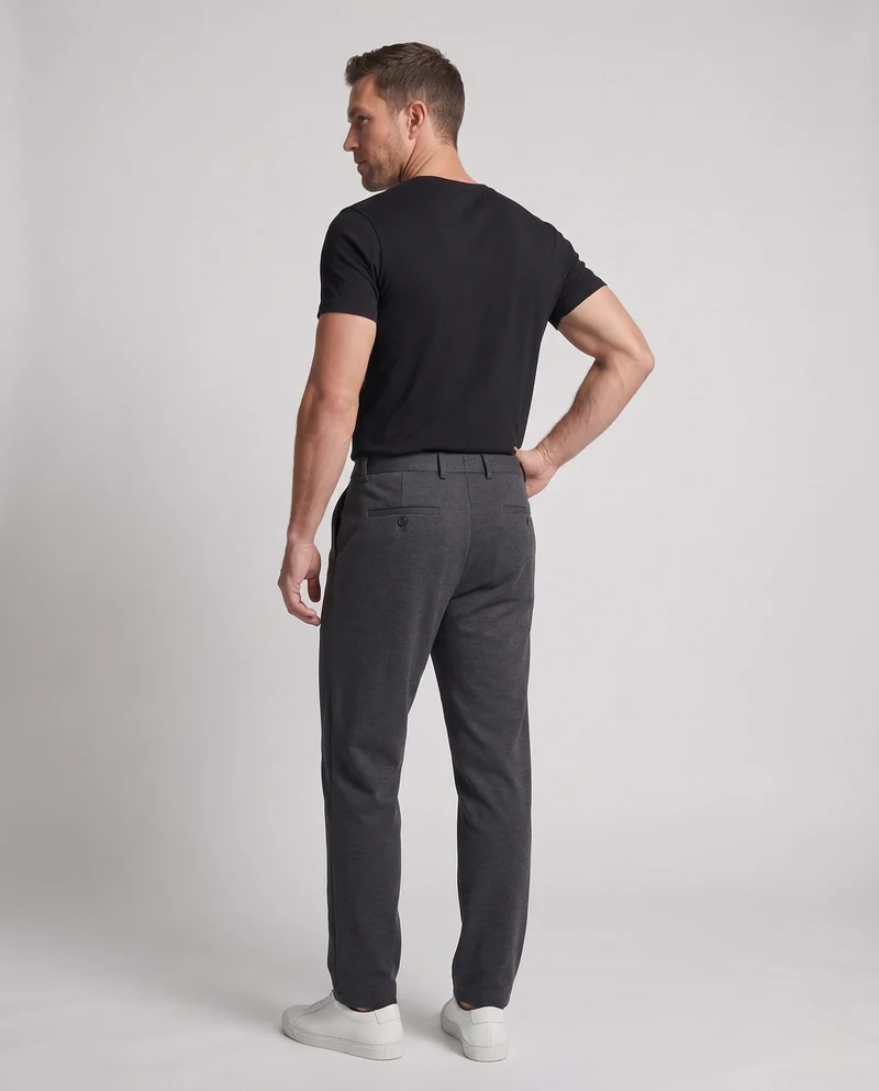 Herren Weite Stoffhose mit Bundfalten und dezenter Jersey-Struktur Nord Taschen