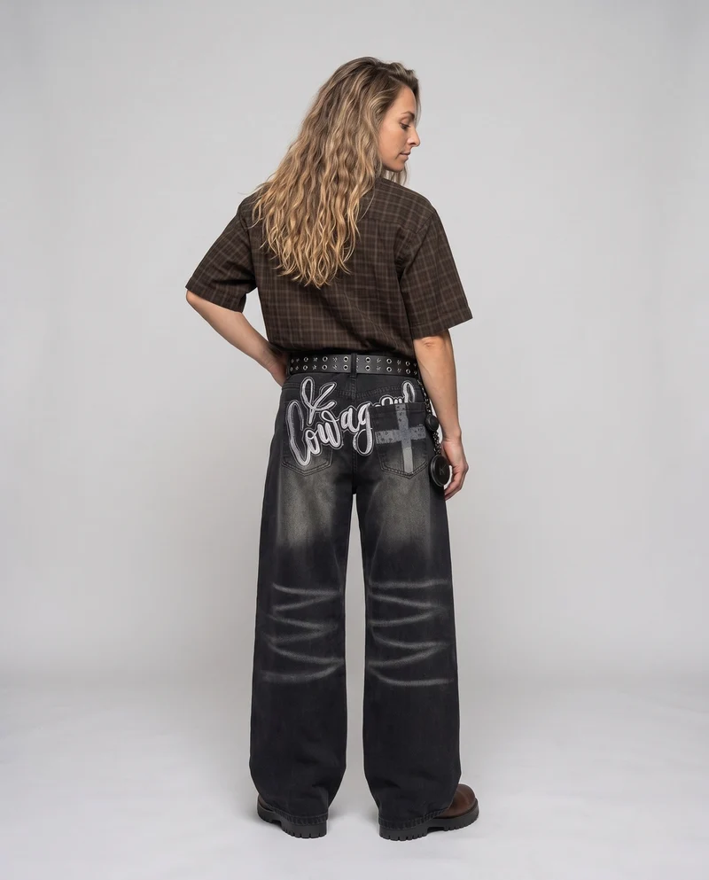 Frauen Weitgeschnittene Jeans mit Extravaganten Applikationen Nord Taschen