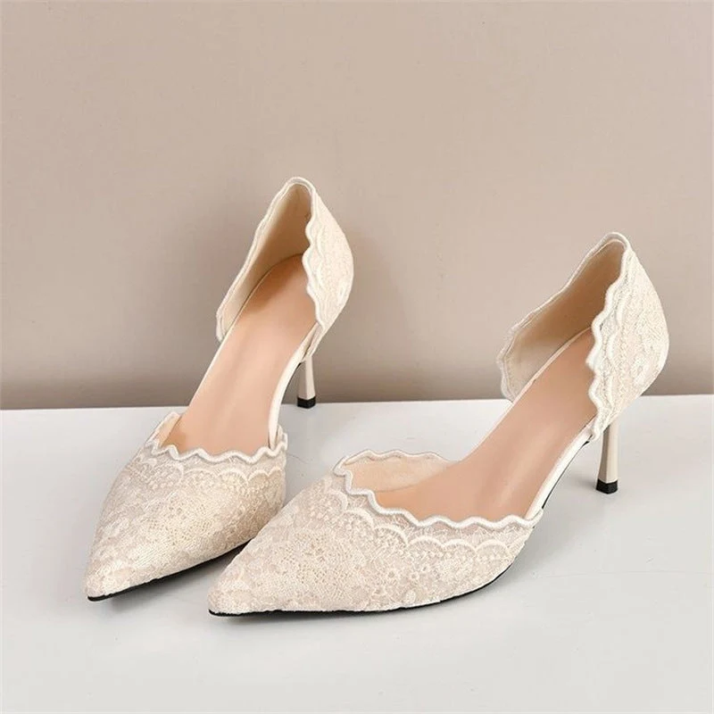 Damen elegante Slingback-Pumps mit zarter Spitzenverzierung - Vittorelli