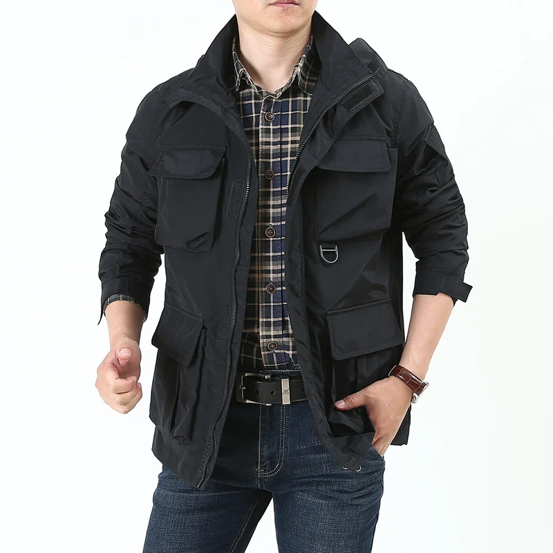 Herren urbane Feldjacke mit Mehrfach‑Taschen, windabweisender Oberfläche und verdeckter Kapuze Nord Taschen