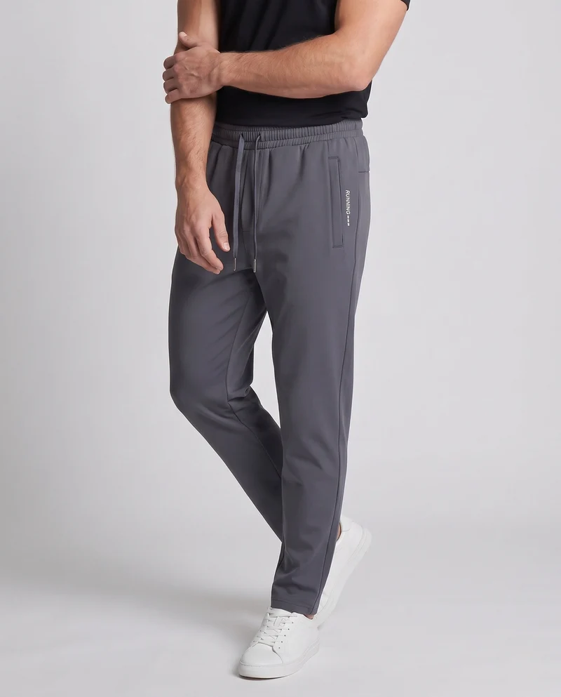 Herren Tapered Funktions-Jogginghose mit Tunnelzug, Reißverschlusstaschen und Knöchelreißverschluss Nord Taschen