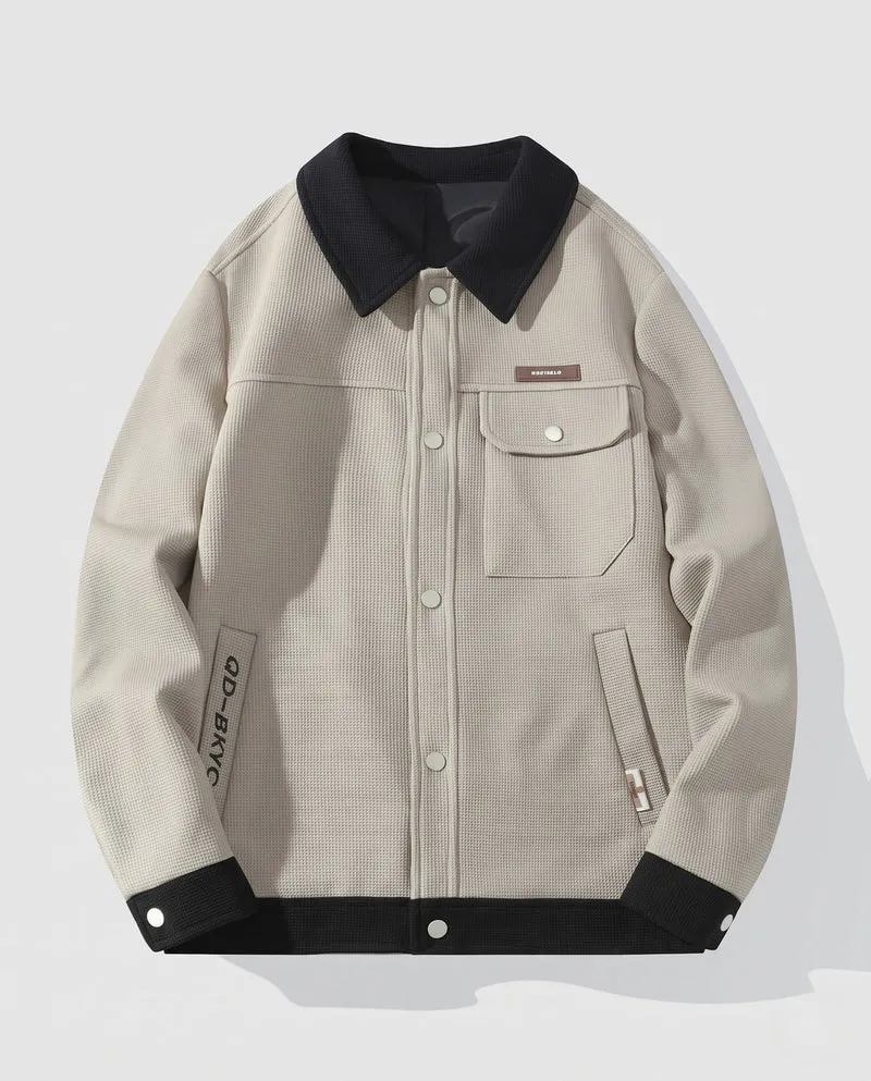 Herren Strukturierte Waffel-Übergangsjacke im Workerstil mit kontrastierendem Kragen, Druckknopffront & Utility‑Taschen Nord Taschen