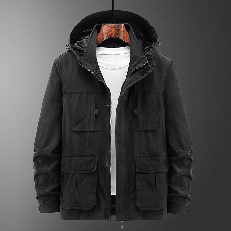 Herren Leichte Outdoor‑Fieldjacke mit Kapuze, vier aufgesetzten Taschen und verdecktem Reißverschluss Nord Taschen