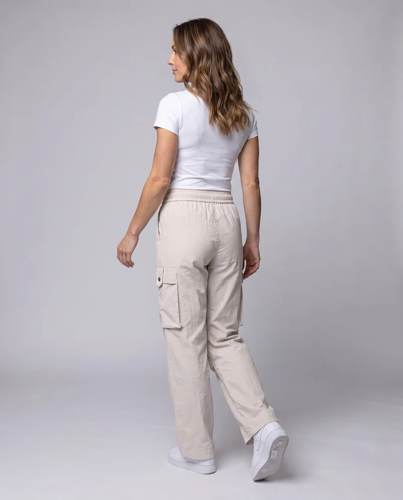 Stylische Cargo-Hosen für Frauen mit elastischem Bund und praktischen Taschen Nord Taschen