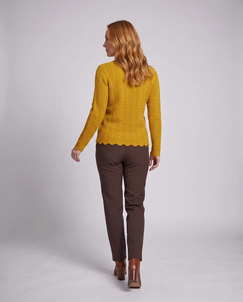 Damen Feinstrickpullover mit Zopfmuster, Rundhalsausschnitt und gewelltem Saum Nord Taschen