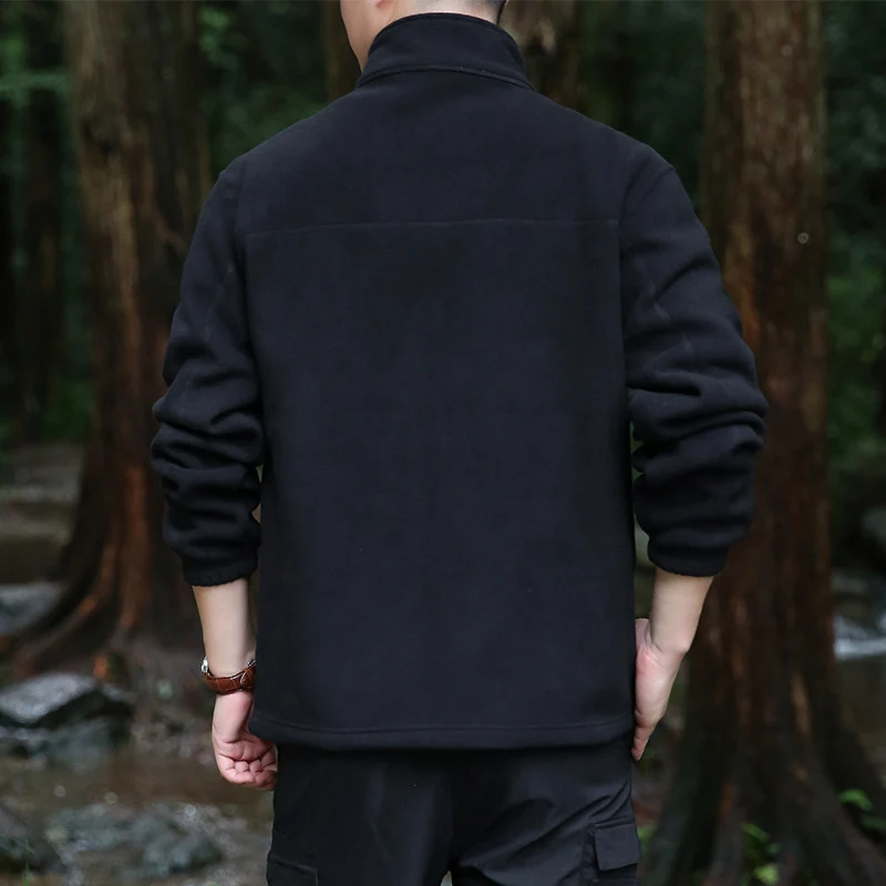 Herren Thermo‑Mikrofleece‑Outdoorjacke mit Stehkragen, wasserdichter Brustreißverschlusstasche Nord Taschen