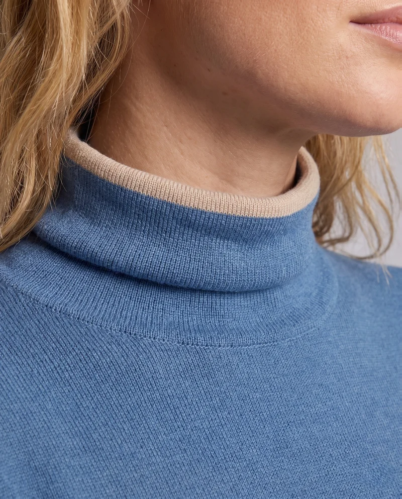 Damen Figurnaher Feinstrick-Rollkragenpullover mit kontrastbesetzten Bündchen und kaschmirähnlicher Haptik Nord Taschen