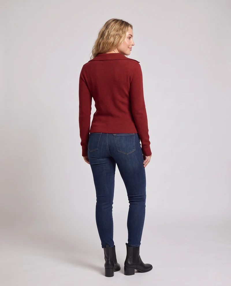 Damen Figurnahes Feinstrick-Cardigan mit kleinem Reverskragen und feiner Rippenstruktur Nord Taschen