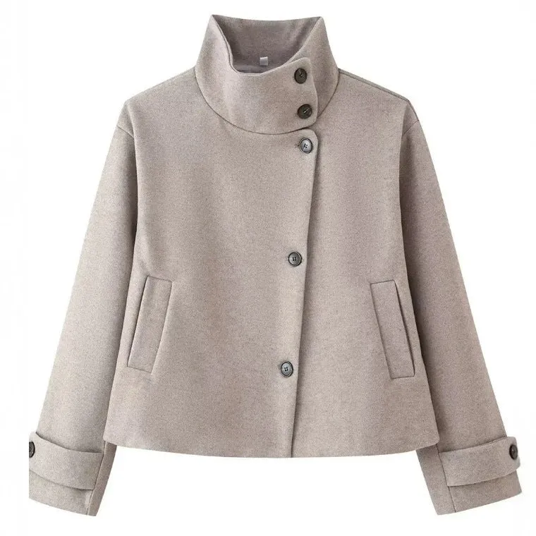 Damen Kurzjacke im Boxy‑Cut mit hohem Stehkragen und Hornknöpfen Nord Taschen