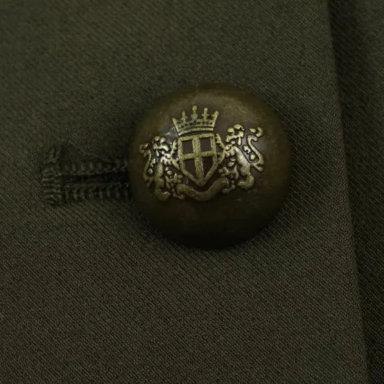 Damen Kurzjacke im Militärlook mit Stehkragen, goldenen Epauletten und dekorativen Zierknöpfen Nord Taschen