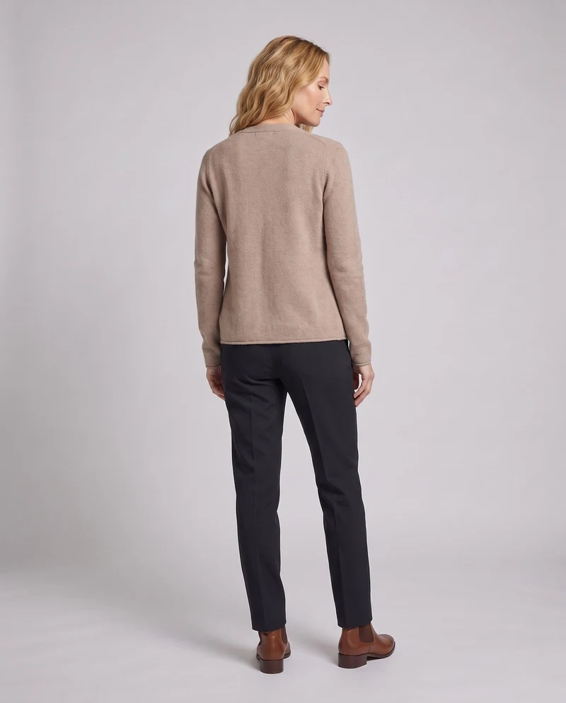 Damen Flauschiger Feinstrick-Knopfcardi mit Rundhals und Angora‑Optik Nord Taschen