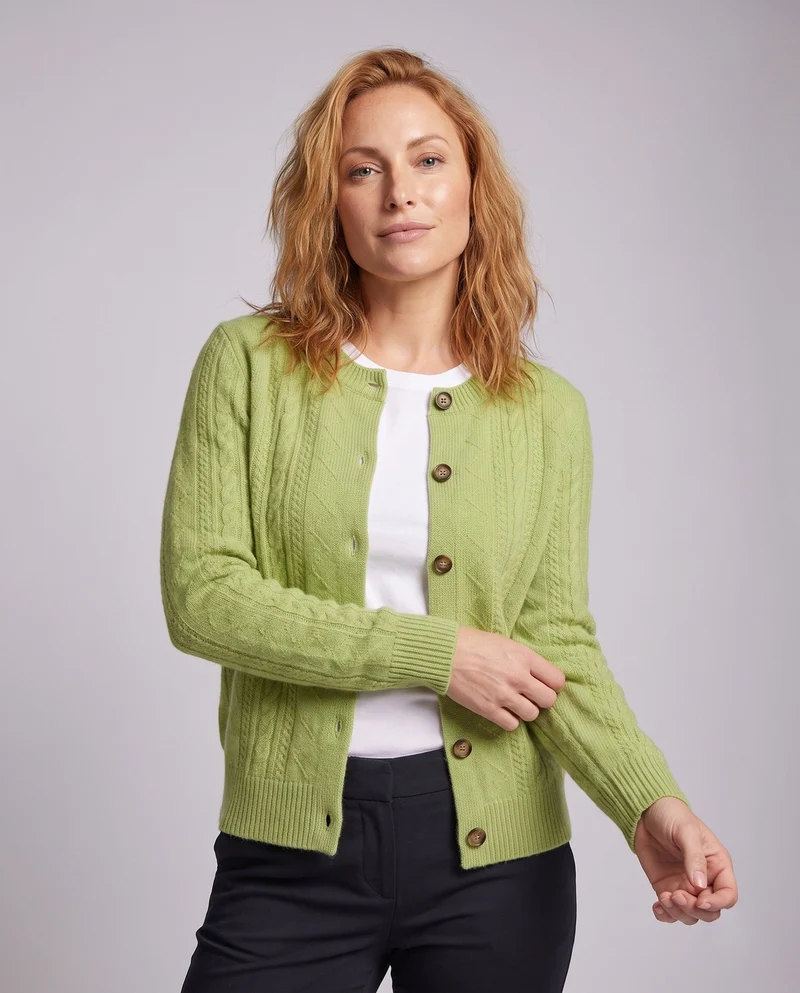 Damen Flauschiger Kurzcardigan mit Zopf‑ und Ajourstrukturen sowie Vintage‑Knopfleiste Nord Taschen