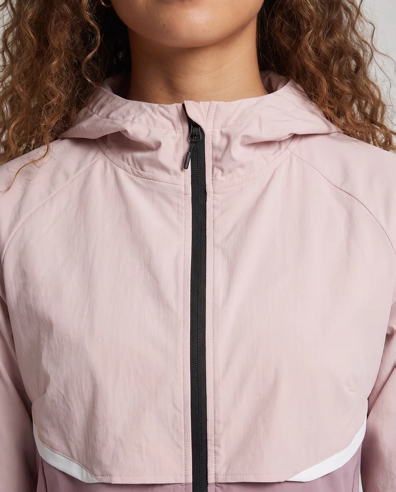 Frauen Laufset mit Kapuzenjacke und atmungsaktiven, schnell trocknenden Traininghose Nord Taschen