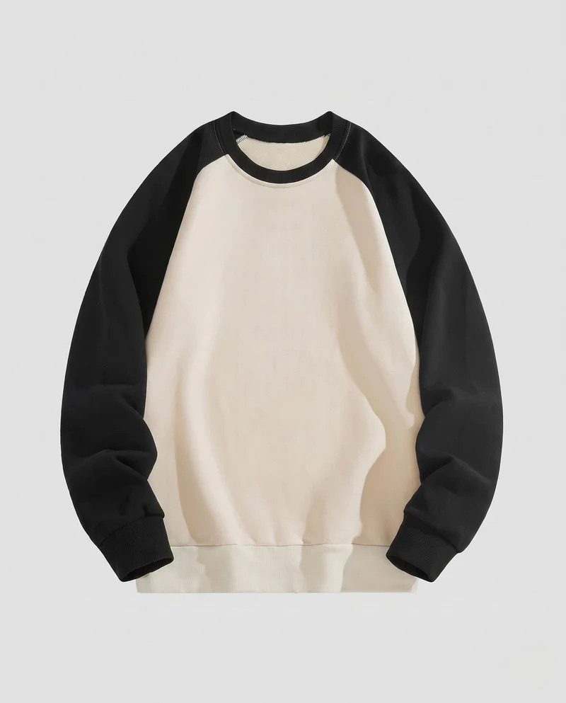 Unisex Raglan-Sweatshirt mit angerauter Fleece-Innenseite, Kontrastärmeln & geripptem Saum