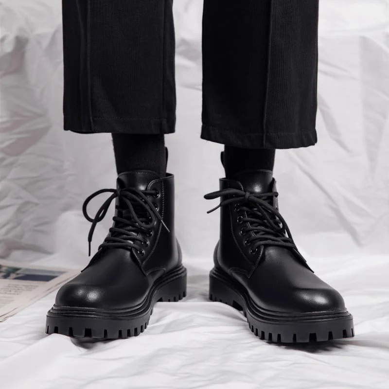 Herren Robuste Schnürstiefel mit rutschfester Sohle und stabiler Konstruktion - Vittorelli