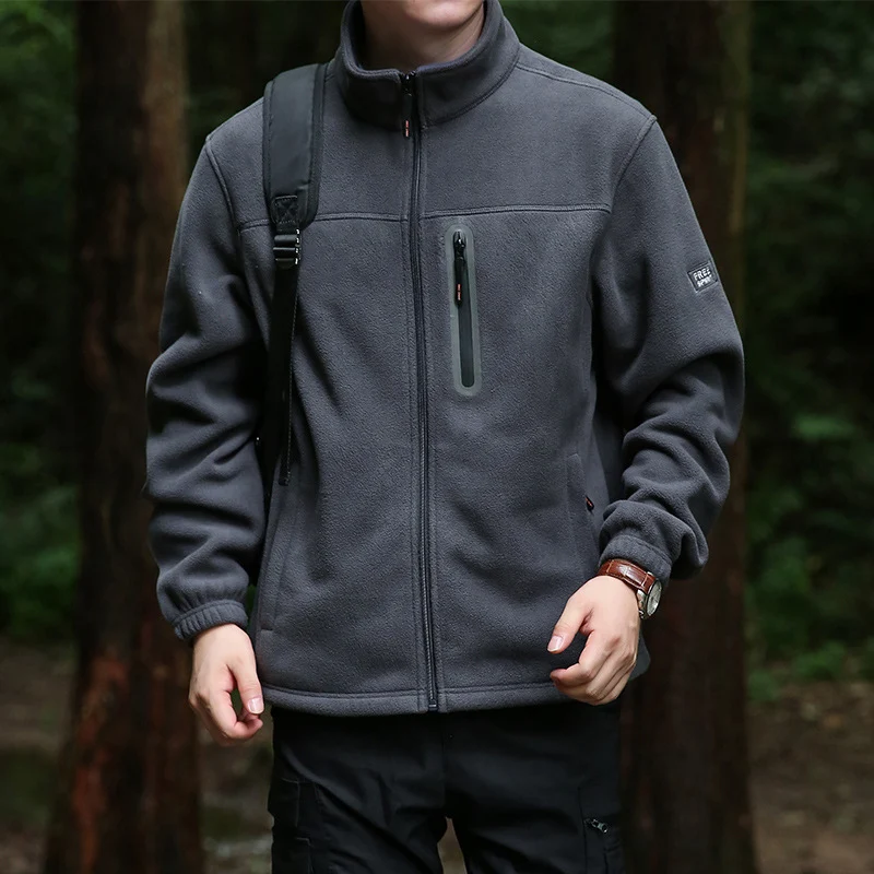 Herren Fleece-Outdoorjacke mit durchgehendem Reißverschluss, hohem Kragen und wasserabweisender Reißverschlusstasche Nord Taschen