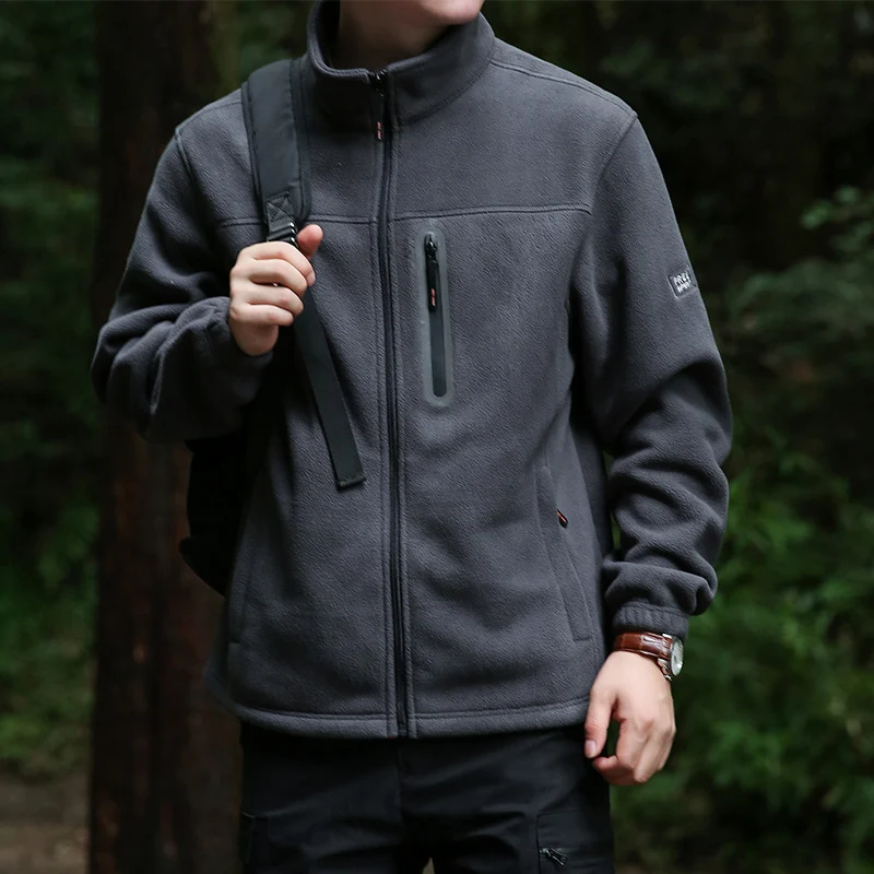 Herren Fleece-Outdoorjacke mit durchgehendem Reißverschluss, hohem Kragen und wasserabweisender Reißverschlusstasche Nord Taschen