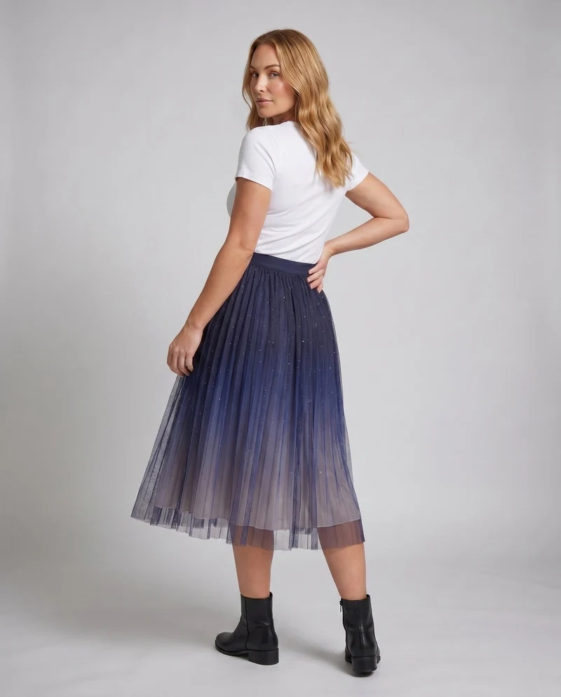 Damen Langer, schimmernder Tüllrock mit eleganten Akzenten