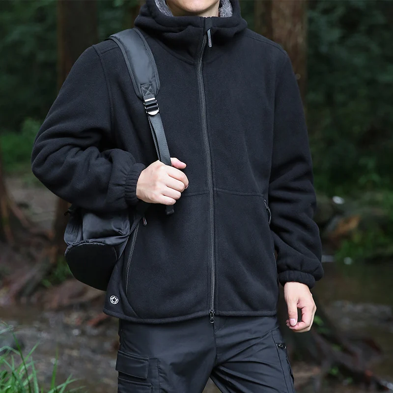 Herren Fleece-Kapuzenjacke für Outdoor mit Thermo-Futter, windabweisender Oberfläche und Reißverschlusstaschen Nord Taschen