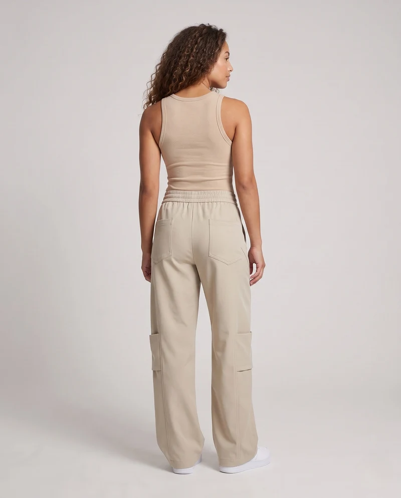 Damenweite Cargo-Baggy-Hose mit elastischem Kordelzugbund, aufgesetzten Seitentaschen & lockerer Silhouette Nord Taschen