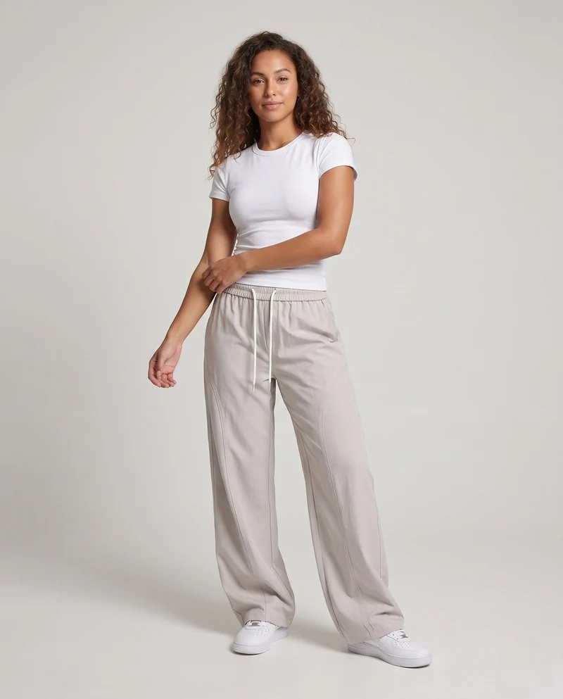 Damen weite Baggy-Hose mit Kordelzug und markanten Paneleiern Nord Taschen