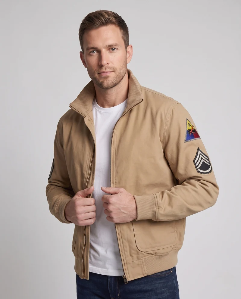 Männer Feld Bomberjacke im Utility-Look mit gestickten Abzeichen, Stehkragen & aufgesetzten Taschen Nord Taschen