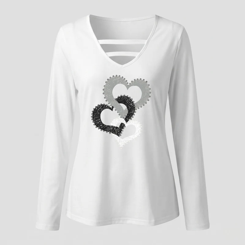 Damen Langarmshirt mit V-Ausschnitt, dekorativen Riemen und Herzdruck Nord Taschen