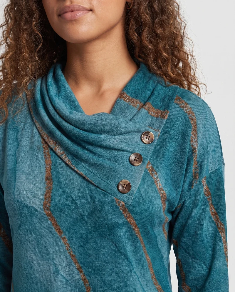 Frauen Langarmshirt mit asymmetrischem Wasserfallkragen und dekorativer Knopfleiste Nord Taschen