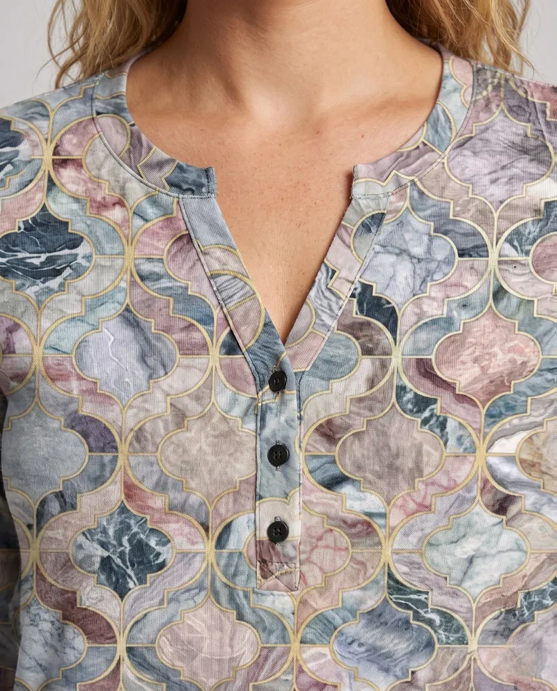 Damen Freizeit V-Ausschnitt Tunika Bluse mit Abstract Marmorprint Nord Taschen