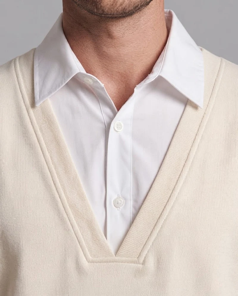 Herren Oversized Pullover mit tiefem V-Ausschnitt und eingesetzt Hemdkragen Nord Taschen