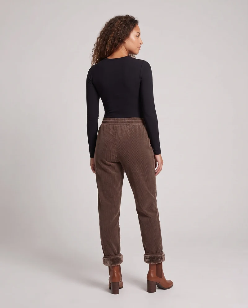 Frauen Bequeme und Stilvolle Fleece-Hose Nord Taschen