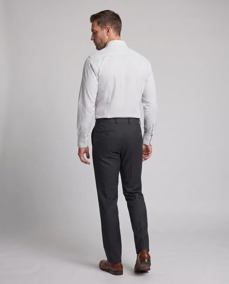 Herren Elegantes Langarmhemd mit feinen Streifen Nord Taschen