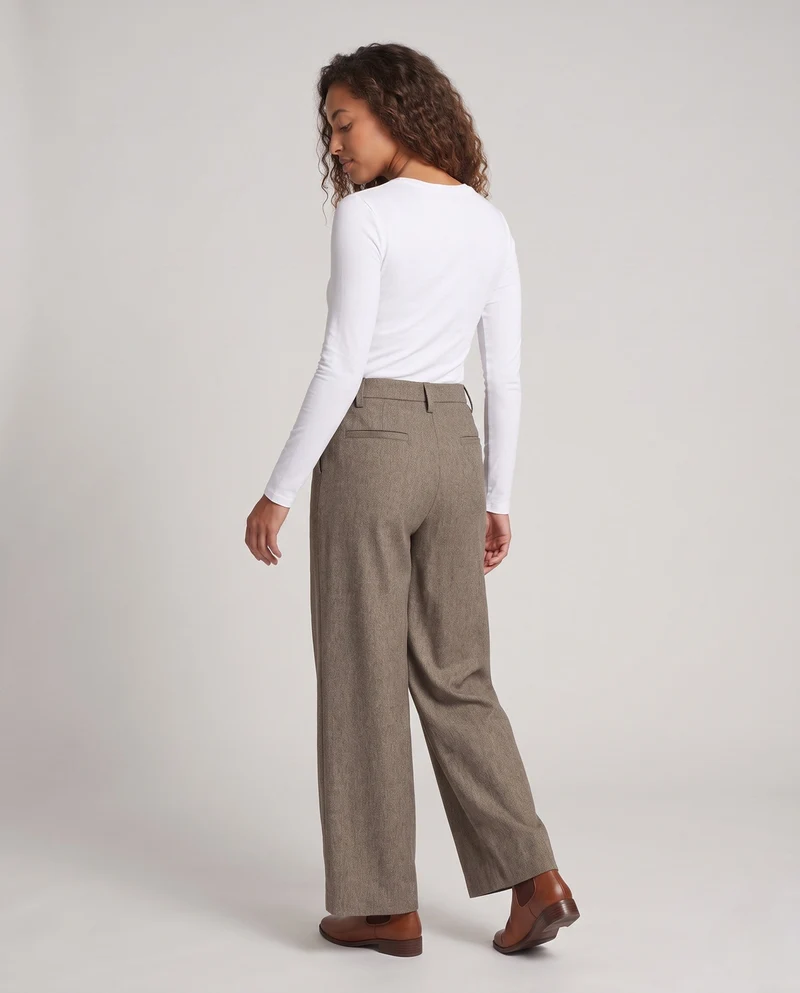 Damen elegante und bequeme weit geschnittene Stoffhose Nord Taschen