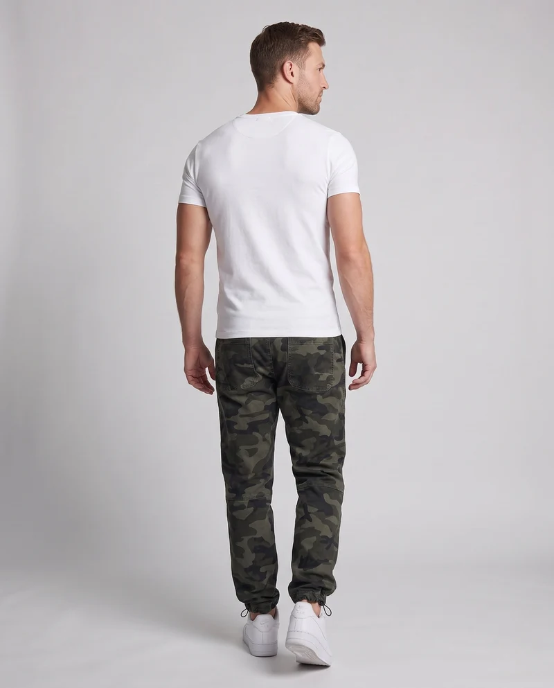 Herren Cargo-Hose mit Camouflage-Muster, verstärkten Taschen und verstellbaren Beinabschlüssen Nord Taschen